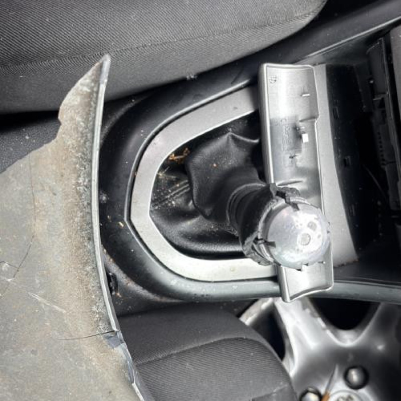 Feu arriere stop central PEUGEOT 308 1 Photo n°20