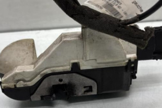 Serrure avant gauche PEUGEOT 308 1