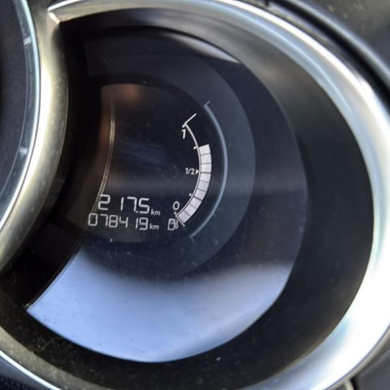 Interrupteur de leve vitre avant droit CITROEN DS3 Photo n°19