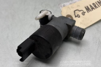Pompe lave glace avant DACIA DUSTER 1