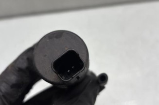 Pompe lave glace avant DACIA DUSTER 1