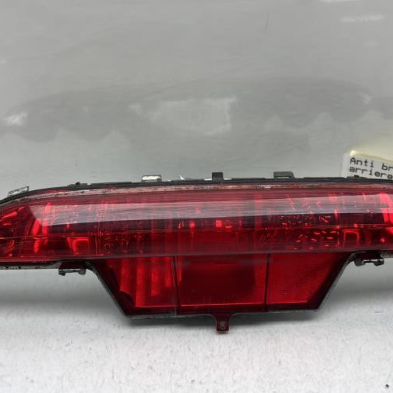 Anti brouillard arriere PEUGEOT 208 1 Photo n°1