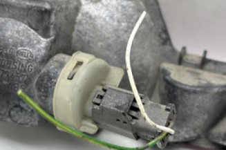 Anti brouillard arriere PEUGEOT 208 1