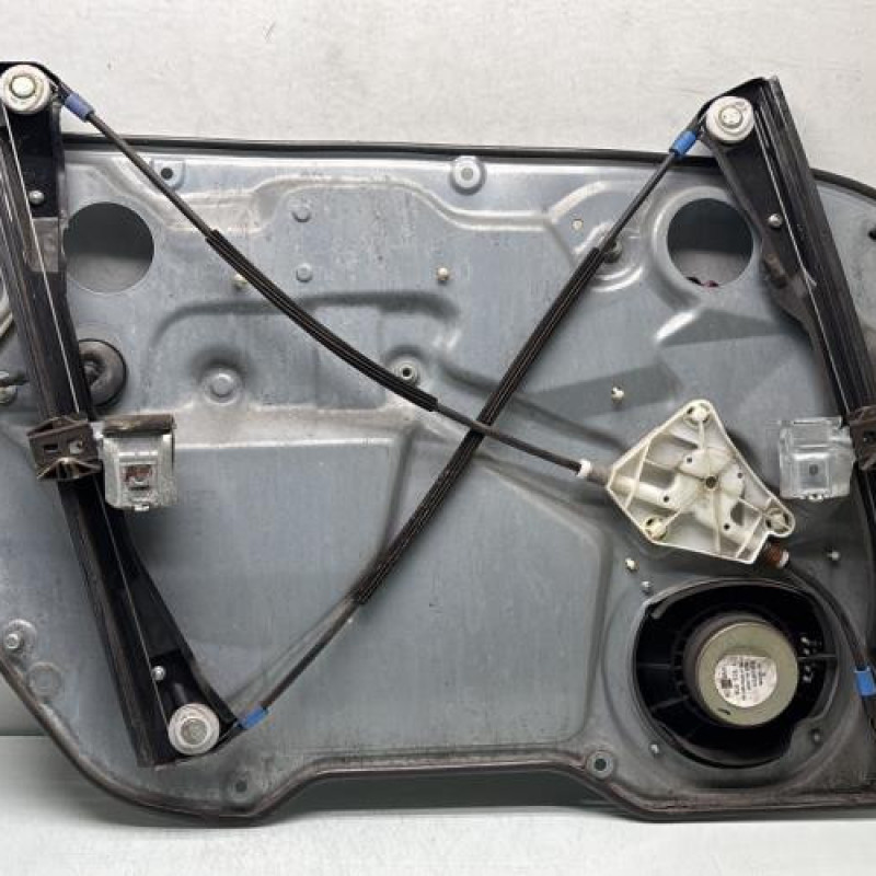 Leve vitre electrique avant droit SEAT IBIZA 3 Photo n°3