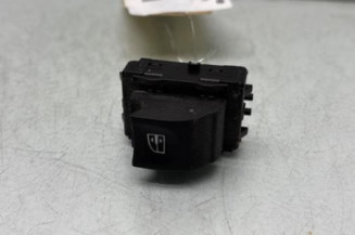 Interrupteur de leve vitre arriere gauche RENAULT LAGUNA 3 Photo n°1