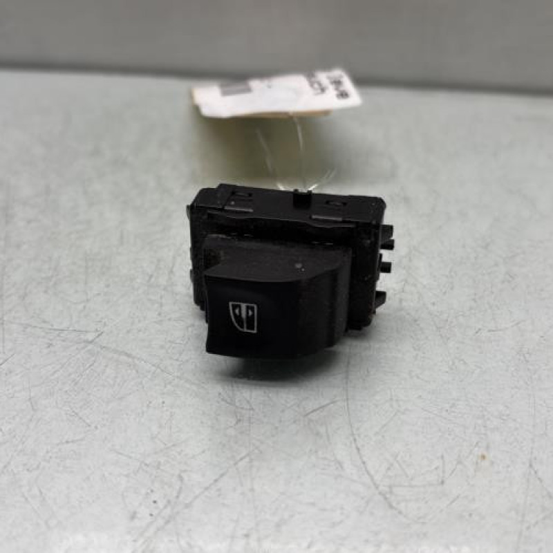 Interrupteur de leve vitre arriere gauche RENAULT LAGUNA 3 Photo n°1