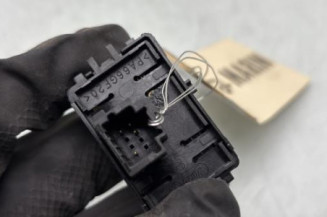 Interrupteur de leve vitre arriere gauche RENAULT LAGUNA 3