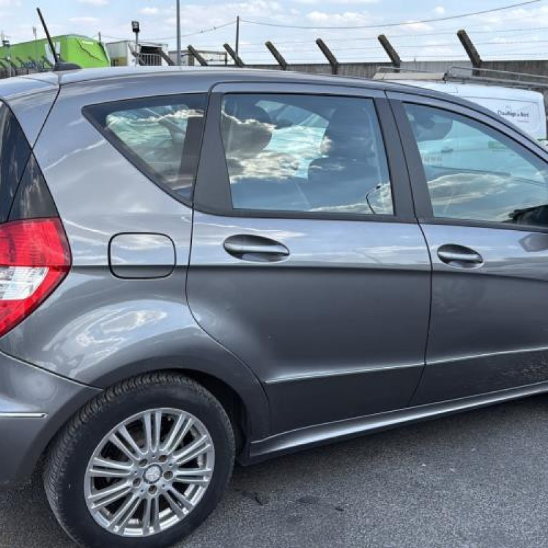 Plage arriere MERCEDES CLASSE A 169 Photo n°14
