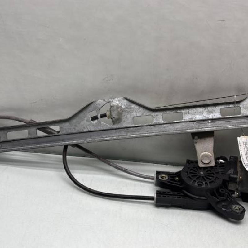 Leve vitre electrique avant droit PEUGEOT 306 Photo n°1