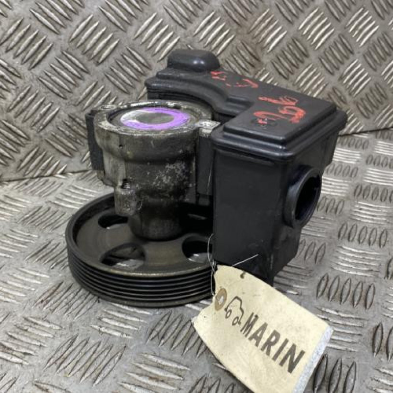 Pompe de direction CITROEN XSARA Photo n°1