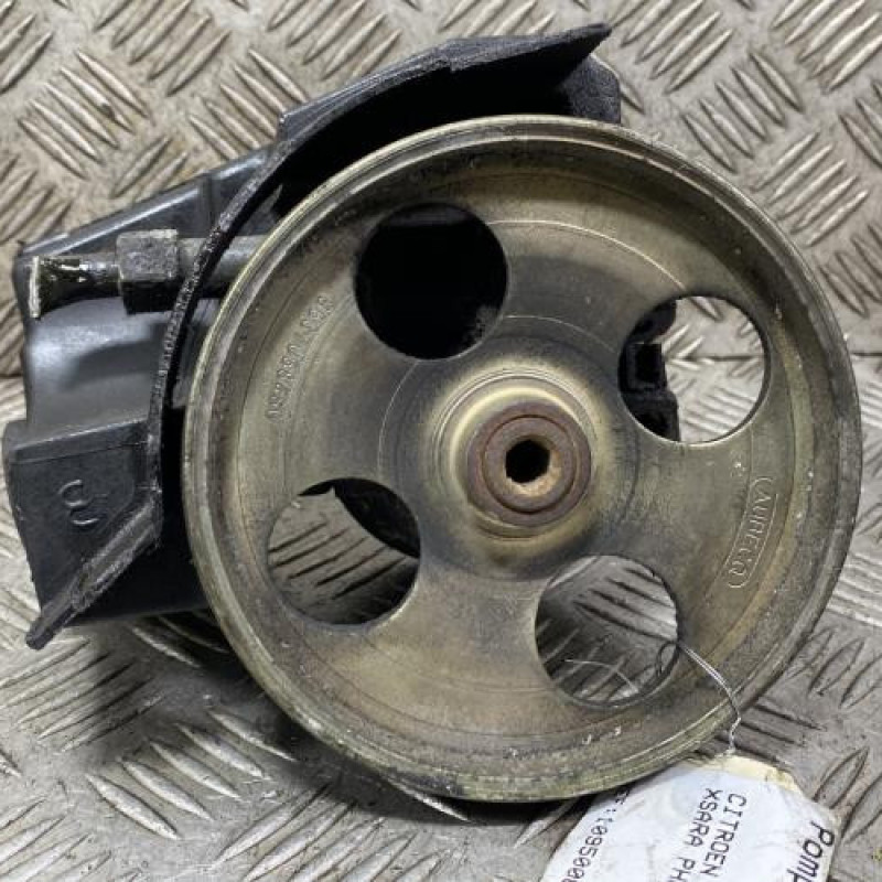 Pompe de direction CITROEN XSARA Photo n°3