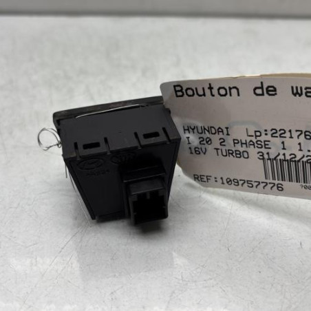 Bouton de warning HYUNDAI I 20 2