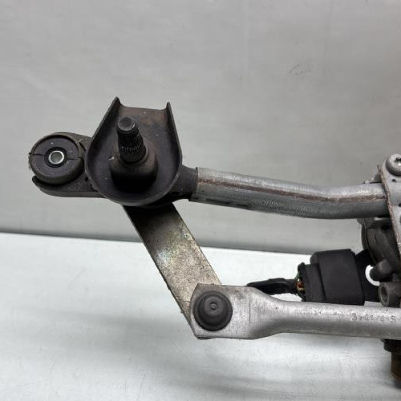 Moteur essuie glace avant HYUNDAI I 20 2 Photo n°3