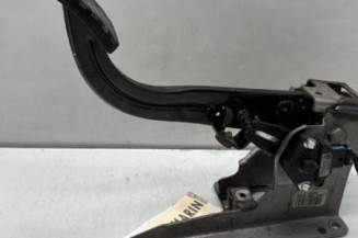 Pedale d'embrayage HYUNDAI I 20 2 Photo n°1