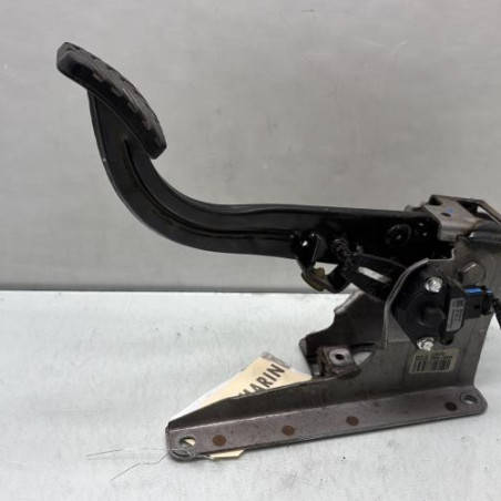 Pedale d'embrayage HYUNDAI I 20 2 Photo n°1