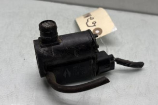 Pompe lave glace avant HYUNDAI I 20 2 Photo n°1