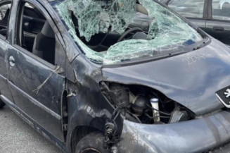 Leve vitre electrique avant gauche PEUGEOT 107