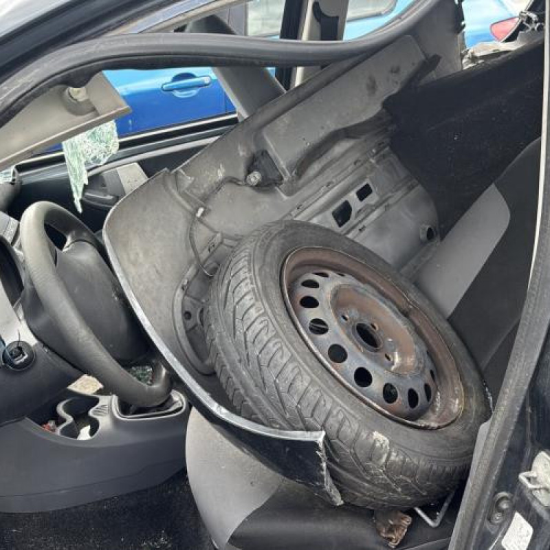 Leve vitre electrique avant gauche PEUGEOT 107 Photo n°13