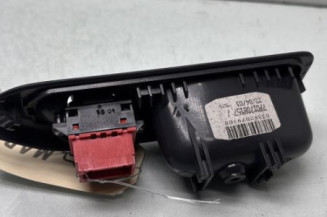 Interrupteur de leve vitre arriere gauche RENAULT ESPACE 3