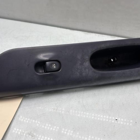 Interrupteur de leve vitre avant droit RENAULT ESPACE 3 Photo n°1