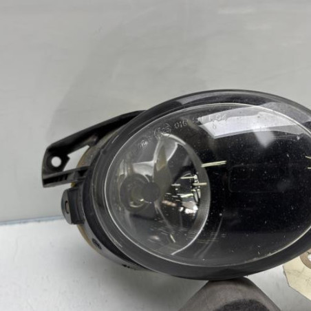 Anti brouillard droit (feux) VOLKSWAGEN PASSAT 5 Photo n°1