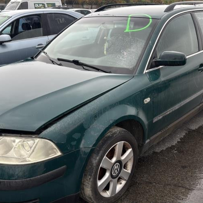 Feu arriere principal droit (feux) VOLKSWAGEN PASSAT 4 Photo n°4