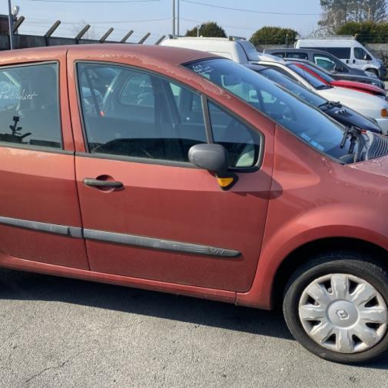 Moteur RENAULT MODUS Photo n°6