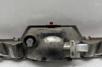 Anti brouillard arriere PEUGEOT 208 1