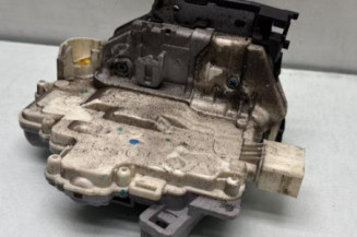 Serrure avant gauche VOLKSWAGEN PASSAT 5