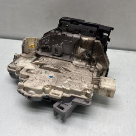 Serrure avant gauche VOLKSWAGEN PASSAT 5