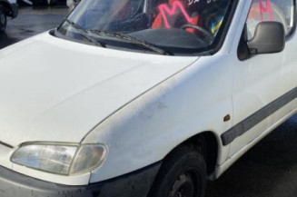 Aile avant droit PEUGEOT PARTNER 1