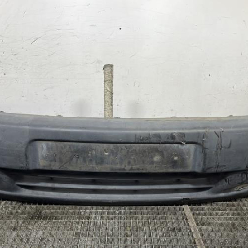 Pare choc avant PEUGEOT PARTNER 1 Photo n°1