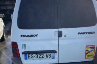 Pare choc avant PEUGEOT PARTNER 1