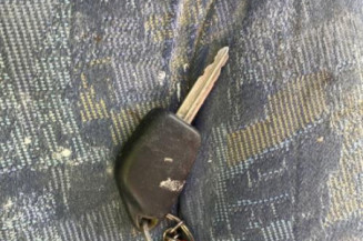 Aile avant droit PEUGEOT PARTNER 1