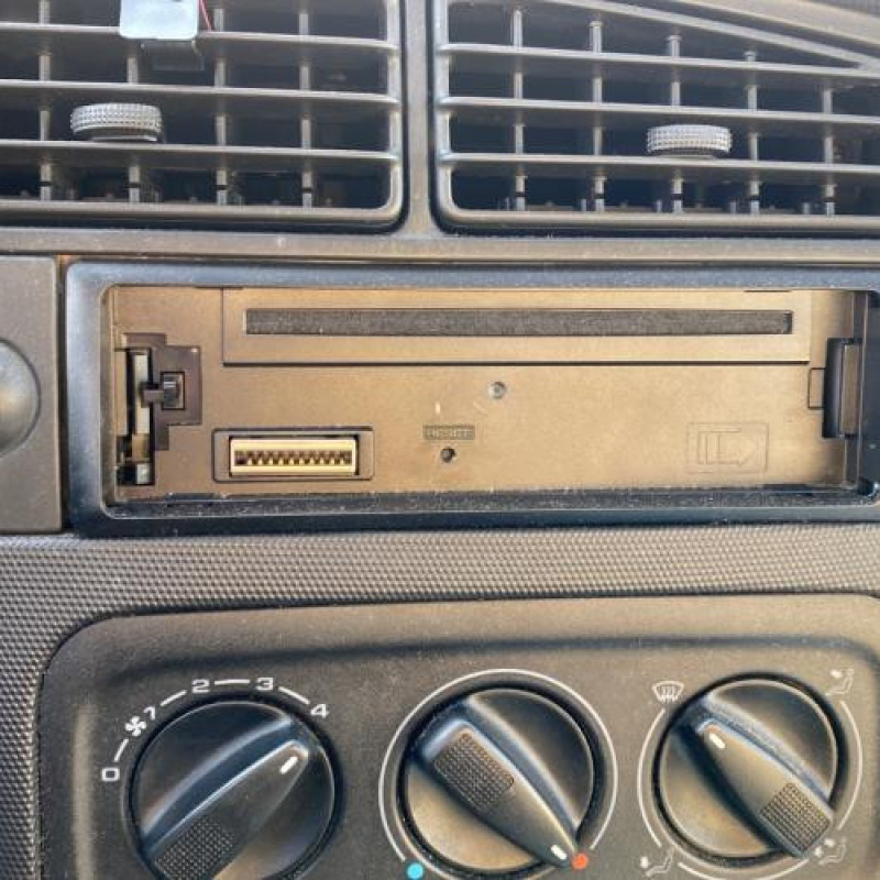 Pare soleil gauche VOLKSWAGEN GOLF 4 Photo n°16