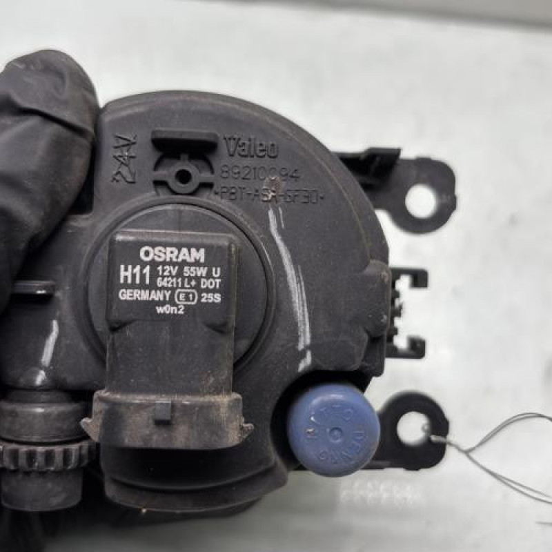 Anti brouillard arriere gauche RENAULT LAGUNA 3 Photo n°3