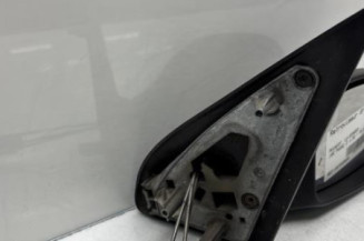 Retroviseur droit PEUGEOT 106