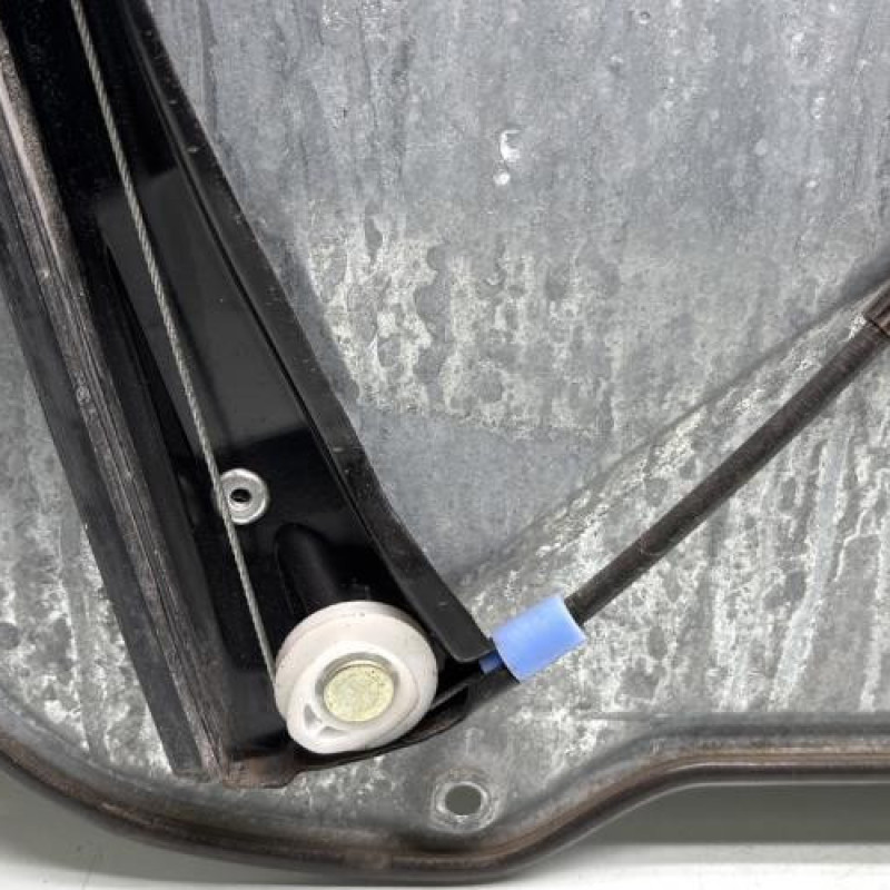 Leve vitre electrique avant droit SEAT IBIZA 3 Photo n°6