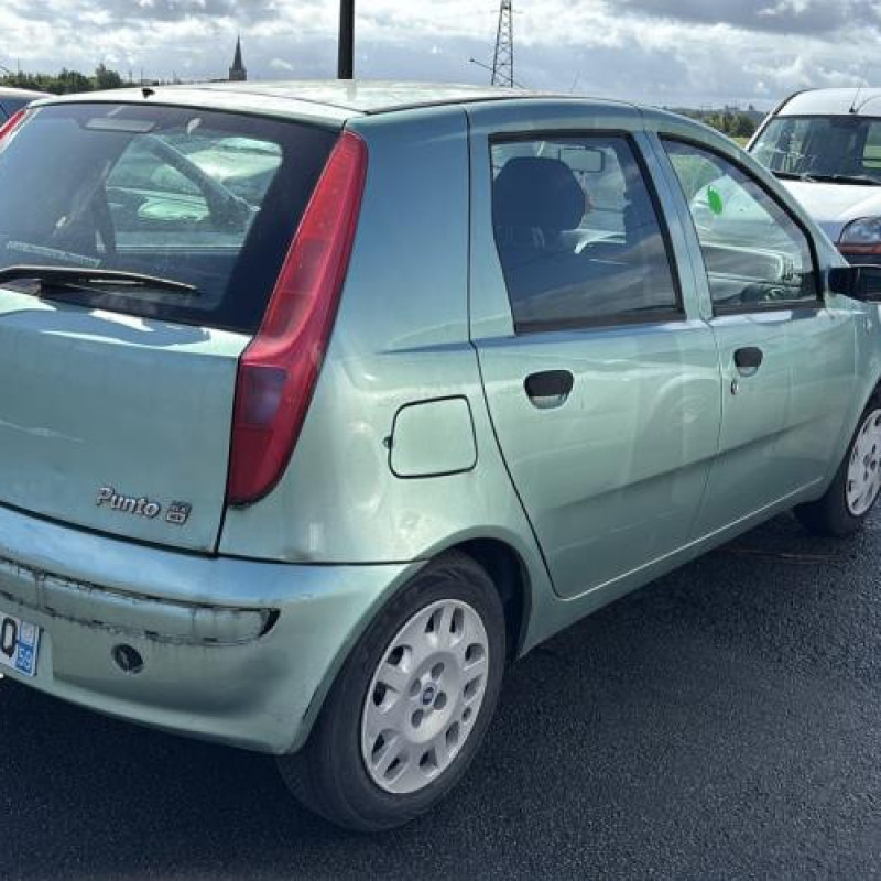 Optique avant principal gauche (feux)(phare) FIAT PUNTO 2 Photo n°6