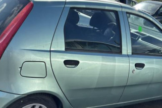 Optique avant principal gauche (feux)(phare) FIAT PUNTO 2