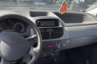 Optique avant principal gauche (feux)(phare) FIAT PUNTO 2
