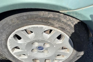 Optique avant principal gauche (feux)(phare) FIAT PUNTO 2