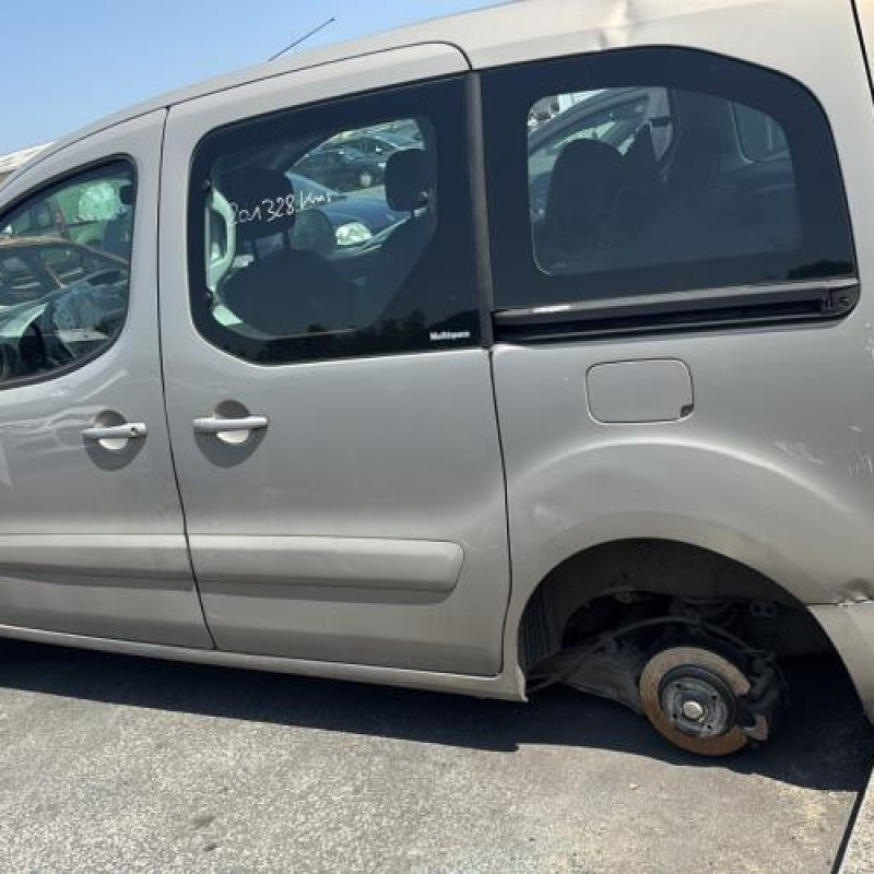 Attache ceinture arriere droit CITROEN BERLINGO 2 Photo n°9