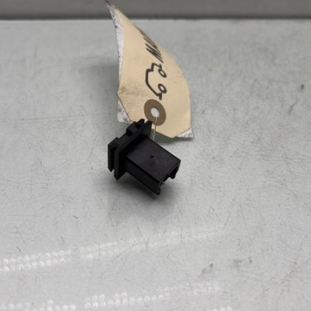 Bouton de coffre CITROEN BERLINGO 2