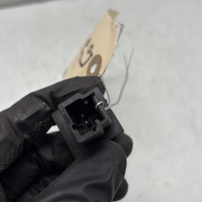 Bouton de coffre CITROEN BERLINGO 2 Photo n°3