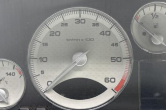 Compteur PEUGEOT 607