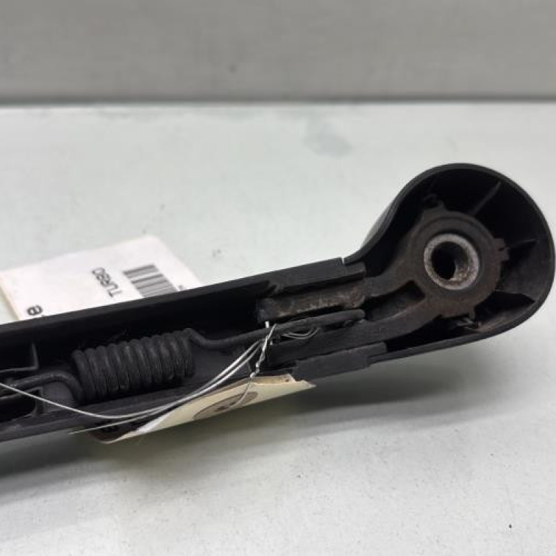 Bras essuie glace arriere VOLKSWAGEN TOURAN 3 Photo n°3
