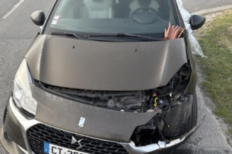 Cache moteur  CITROEN DS3