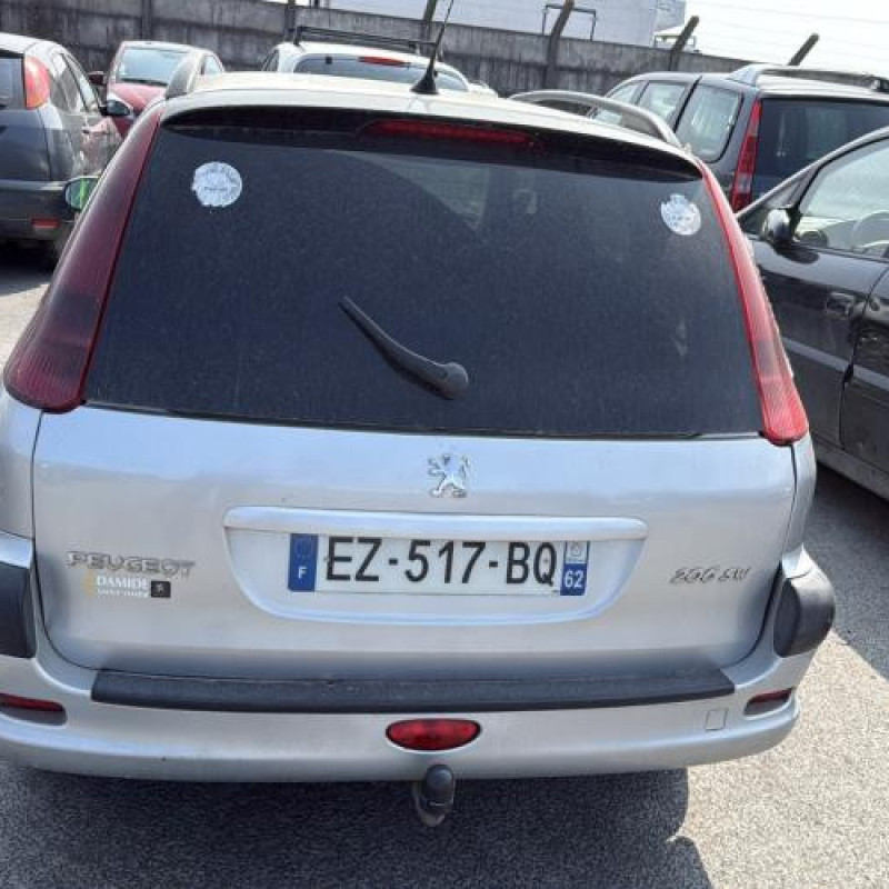 Malle/Hayon arriere PEUGEOT 206 Photo n°16