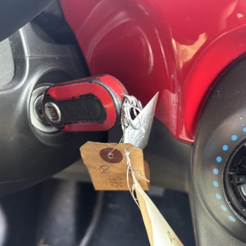 Pretensionneur de ceinture avant gauche FIAT 500 2 Photo n°20